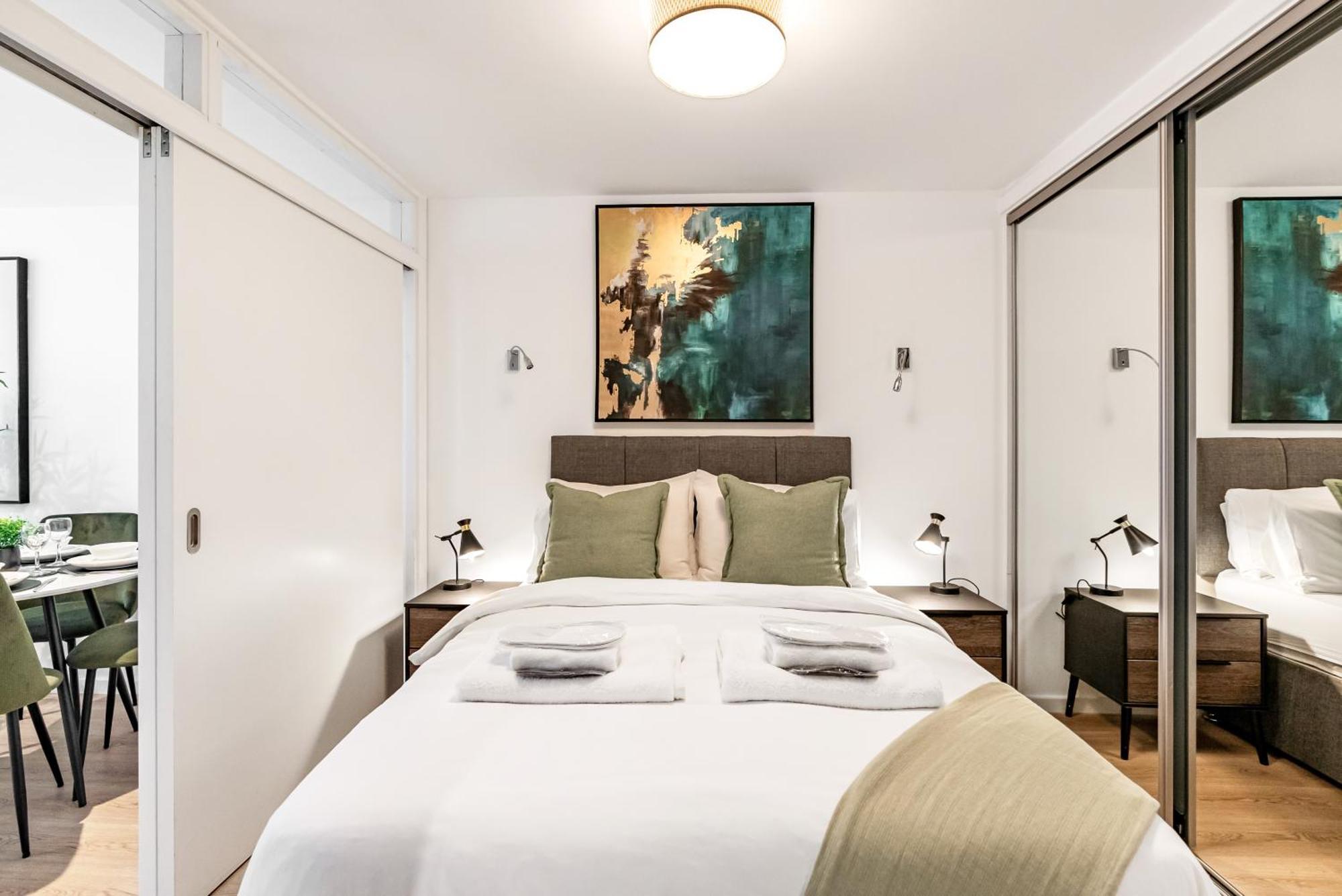 Tailored - Cambridge, River Walk Apartment