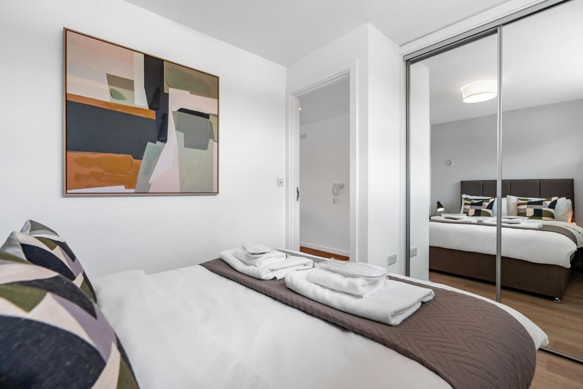 Tailored - Cambridge, River Walk * Cambridge (Cambridgeshire)